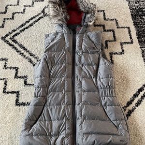 Vest 550 Grey with Faux Fur Trim Hood S